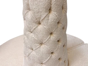 Hollywood Regency Round Banquet Settee Tufted Lobby Sofa in Bouclé, 1980s